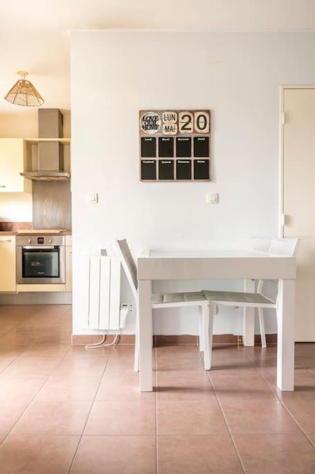 Appartement Avec Jardin Et Terrasse Pres De Paris Mantes-la-Jolie Dış mekan fotoğraf